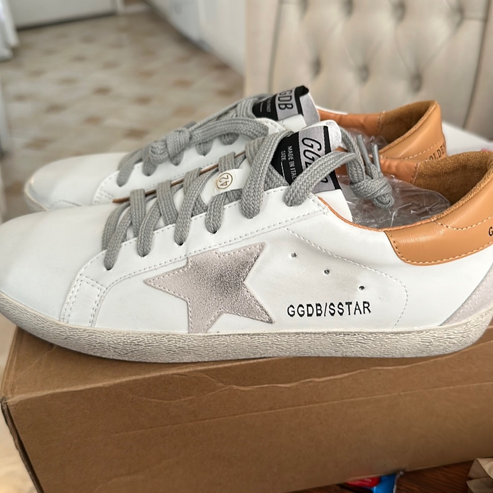 Golden Dupes
